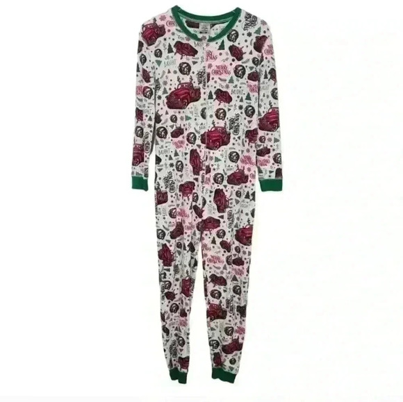 Buc-ee’s 1 Piece Zipper Christmas Pajamas Pickup Trucks *pink Stains On Bottom* - Picture 1 of 11